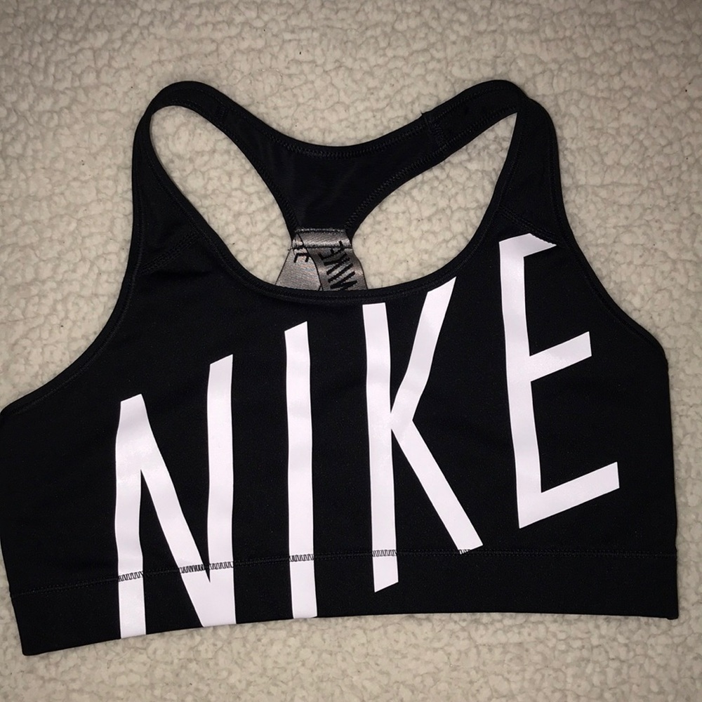 Nike sports Bra